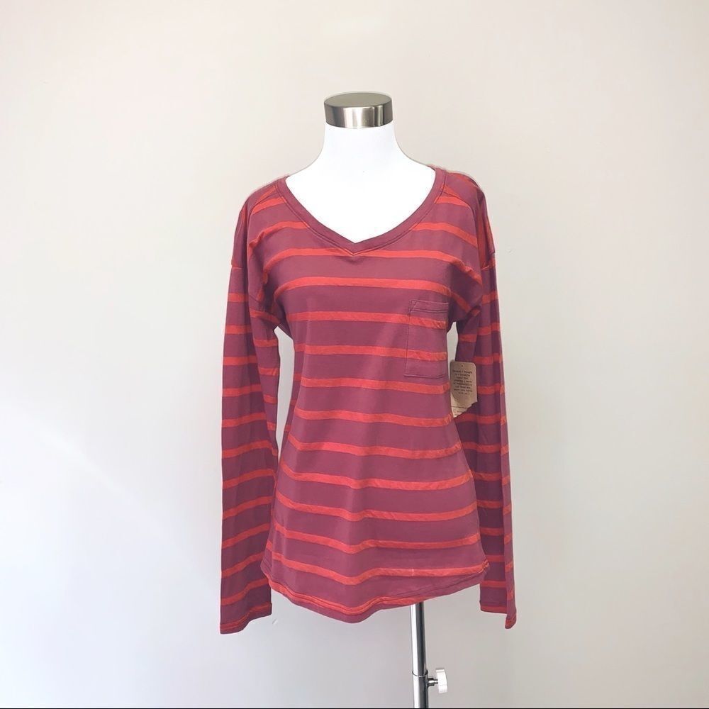 Threads 4 Thought top NWT - Picture 7 of 7